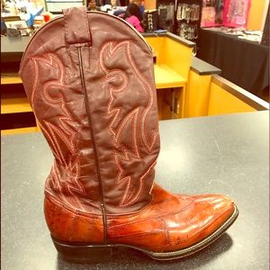 Women’s cowboy boots